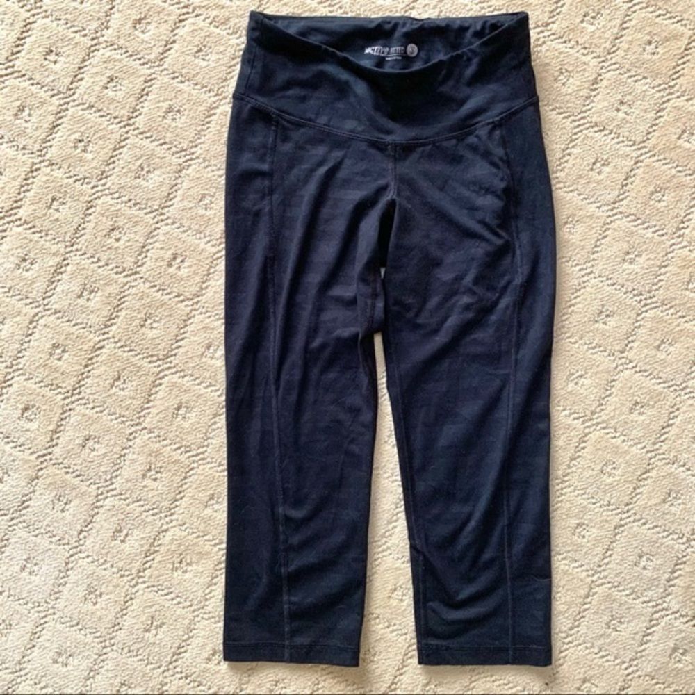 Old Navy Active Fitted Athletic Workout‎ Capris